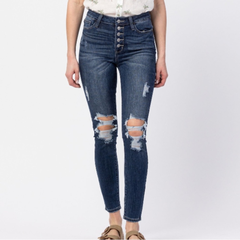 NWT Judy Blue 88477 hi rise button fly skinny Jean 28” size 24W - Picture 1 of 10
